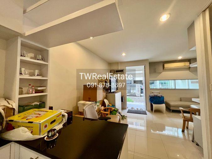 picture For Sale: 3-Story Townhome, Prime Location on Main Road – Noble Cube Pattanakarn - 10/26