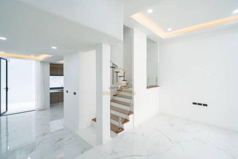 รูป 🔥🔥Best price!! 4b4b 29.9mb - Townhome - Sukhumvit 15 📞Call 090 919 9898 - รูปที่ 5/18