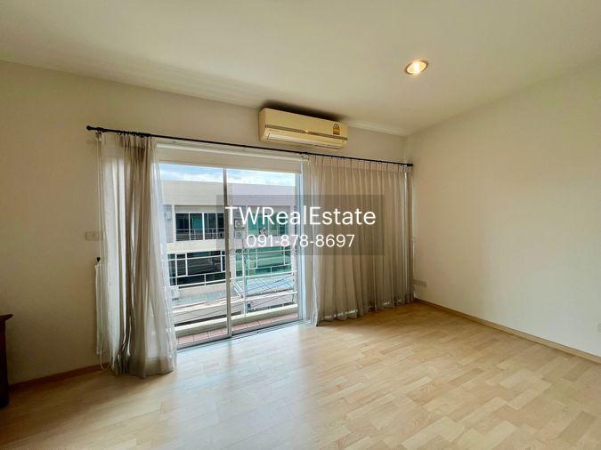 picture For Sale: 3-Story Townhome, Prime Location on Main Road – Noble Cube Pattanakarn - 21/26