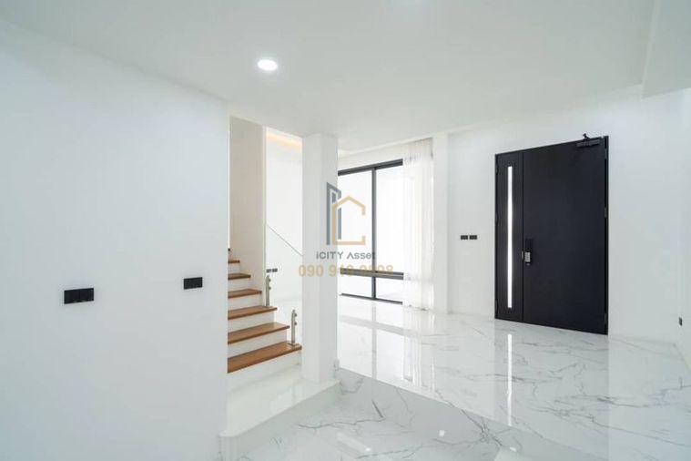 รูป 🔥🔥Best price!! 4b4b 29.9mb - Townhome - Sukhumvit 15 📞Call 090 919 9898 - รูปที่ 6/18