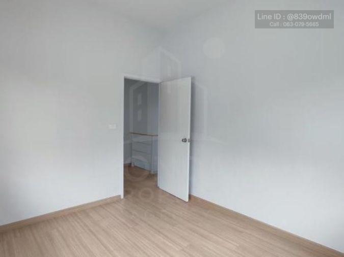 picture House for Sale 🔥🔥 Special Price at J Villa Sukhumvit-Praksa MD-58728 - 8/17