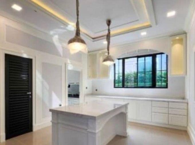picture ⭐#MT2305_277⭐ 𝗙𝗼𝗿 𝗥𝗲𝗻𝘁 3️⃣️⃣0️⃣k.🔥🔥 #Ready to move in‼️ 💒Luxury single house 𝐓𝐡𝐞 𝐏𝐚𝐥𝐚𝐳𝐳𝐨 Srinakarin💒 - 1/7