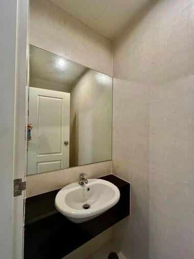 picture For Sale: 3-Story Townhome, Prime Location on Main Road – Noble Cube Pattanakarn - 8/26