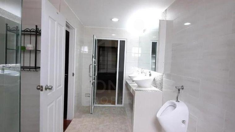 picture 📌 Urgently for sale : Varathorn Ville Pattanakarn 44 MD-87471 - 8/9