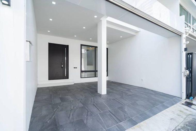 รูป 🔥🔥Best price!! 4b4b 29.9mb - Townhome - Sukhumvit 15 📞Call 090 919 9898 - รูปที่ 3/18