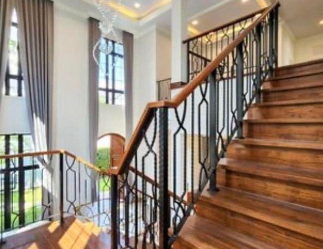 picture ⭐#MT2305_277⭐ 𝗙𝗼𝗿 𝗥𝗲𝗻𝘁 3️⃣️⃣0️⃣k.🔥🔥 #Ready to move in‼️ 💒Luxury single house 𝐓𝐡𝐞 𝐏𝐚𝐥𝐚𝐳𝐳𝐨 Srinakarin💒 - 6/7