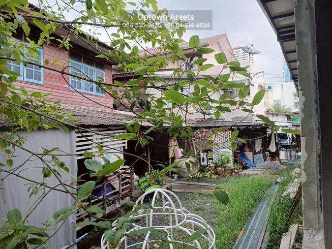 รูป ขายที่ดินพัฒนาการ 51 ติดถนนตรงโรงพยาบาลวิภาราม - รูปที่ 2/3