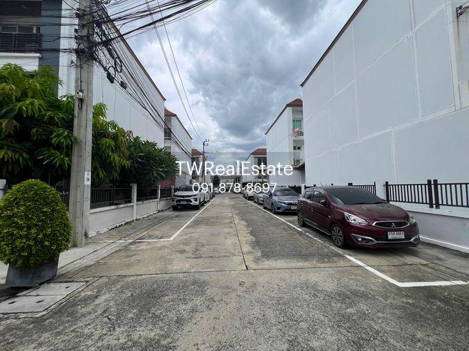 รูป 🏡 ขายด่วน! ทาวน์โฮม 3 ชั้น บ้านกลางเมือง S-Sense ศรีนครินทร์ | รีโนเวทใหม่ทั้งหลัง บนทำเลศักยภาพ ใกล้รถไฟฟ้า - รูปที่ 26/26