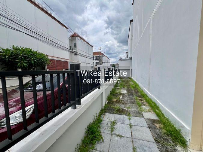 รูป 🏡 ขายด่วน! ทาวน์โฮม 3 ชั้น บ้านกลางเมือง S-Sense ศรีนครินทร์ | รีโนเวทใหม่ทั้งหลัง บนทำเลศักยภาพ ใกล้รถไฟฟ้า - รูปที่ 24/26