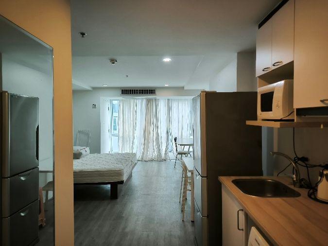 picture The Trendy Condominium    36 sq m    Studio, 1 bathroom  Studio, 1 bathroom, washing machine, dryer, near elevator - 8/28