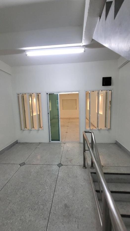 picture Commercial building Sukhumvit Soi 105 - 15/26