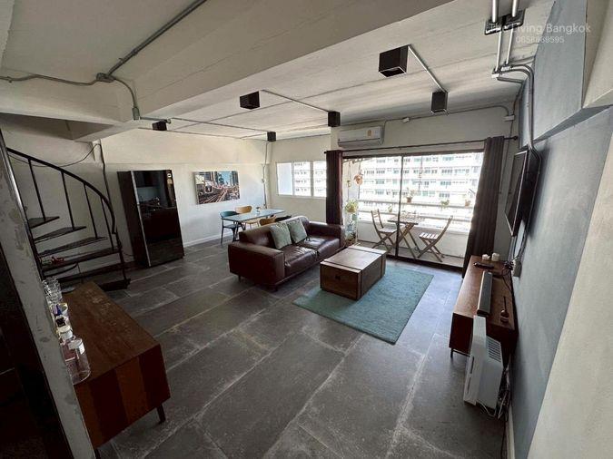 picture Condo for Rent Duplex 2 Bedrooms : Thonglor Tower (Rt-01) - 1/12