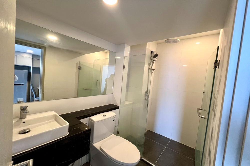 รูป สำหรับขาย- เช่า ! ห้องทิศเหนือ, ชั้นสูง27+, วิวเมือง!🔥 Code C20250900013...KnightsBridge Space Ratchayothin, 1 นอน Duplex, 1 น้ำ, แต่งครบ, ราคาพิเศษ! - รูปที่ 11/15