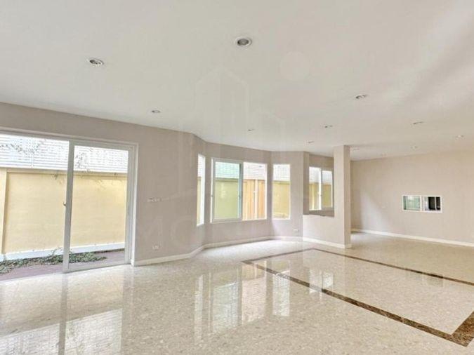 picture House for Sale ​🔥🔥 Special Price at ENRICH PARK MD-91784 - 6/17