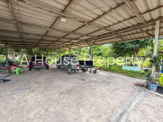 picture Beautiful plot of vacant land for sale with buildings in Suan Suea, Sriracha, Chonburi - 5/20