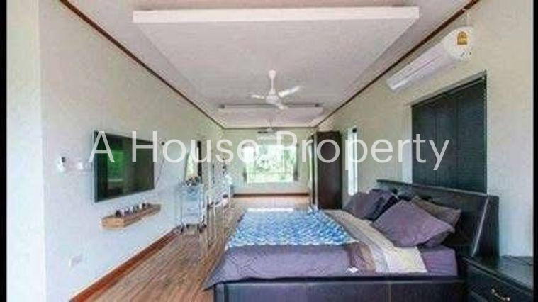 รูป ขายบ้านพลูวิลล่า วิวภูเขา ไม่ไกลชายหาดบางเสร่ สัตหีบ ชลบุรี - รูปที่ 11/18