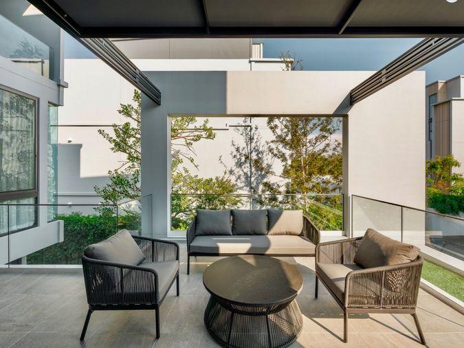 picture Luxury 3-Storey Detached Home with Private Elevator at VIVE New Krungthep Kreetha (Vive2) - 3/17