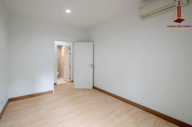 picture ✨ For Sale: The Seed Musee Sukhumvit 26 Condo ✨ 💰 Only 7,500,000 THB - 4/7