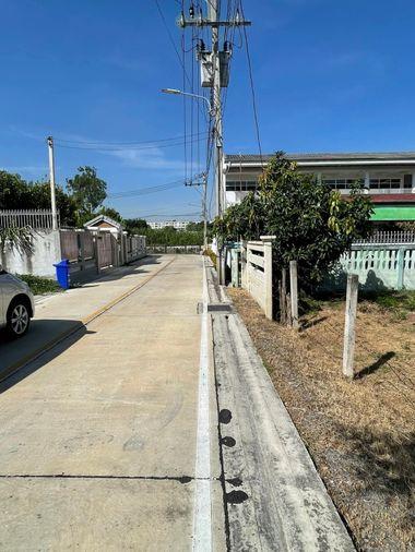 รูป K'Amm190925  ขายที่ดินเปล่า ถมแล้ว 100 ตร.วา  ซอย ท่าอิฐ นนทบุรี (ไทรม้า 3 แยก 1 ) - รูปที่ 2/5
