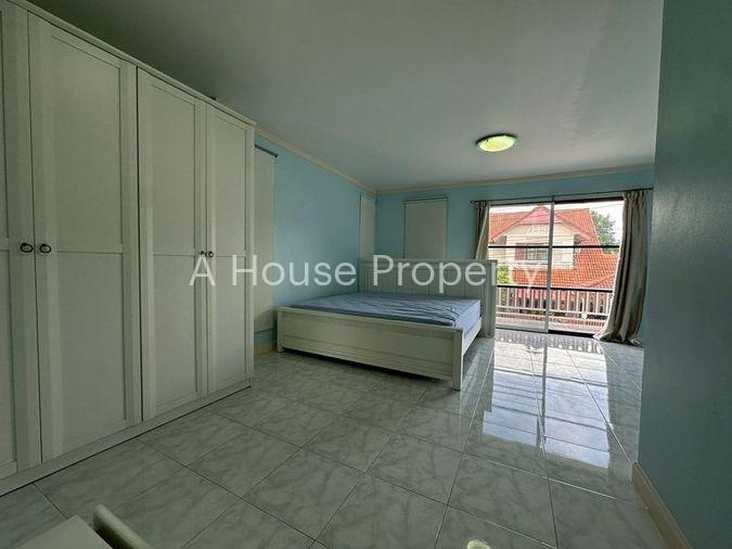 picture Renovated detached house for sale, Home Town Sriracha, Chonburi project - 10/17