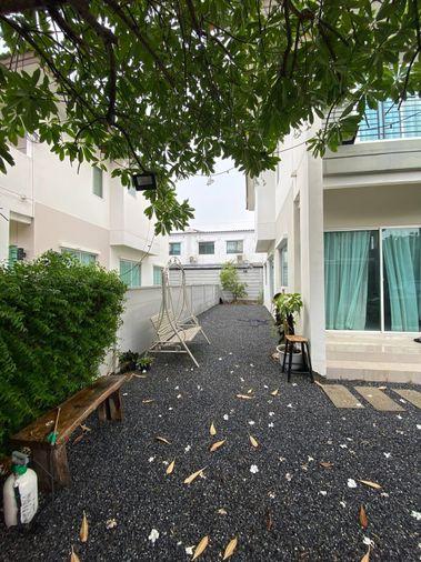 picture Single house for rent ✨ Centro Phahol-Vibhavadi ✨ 3 bedrooms, 3 bathrooms, fully furnished and equipped with appliances - 3/11
