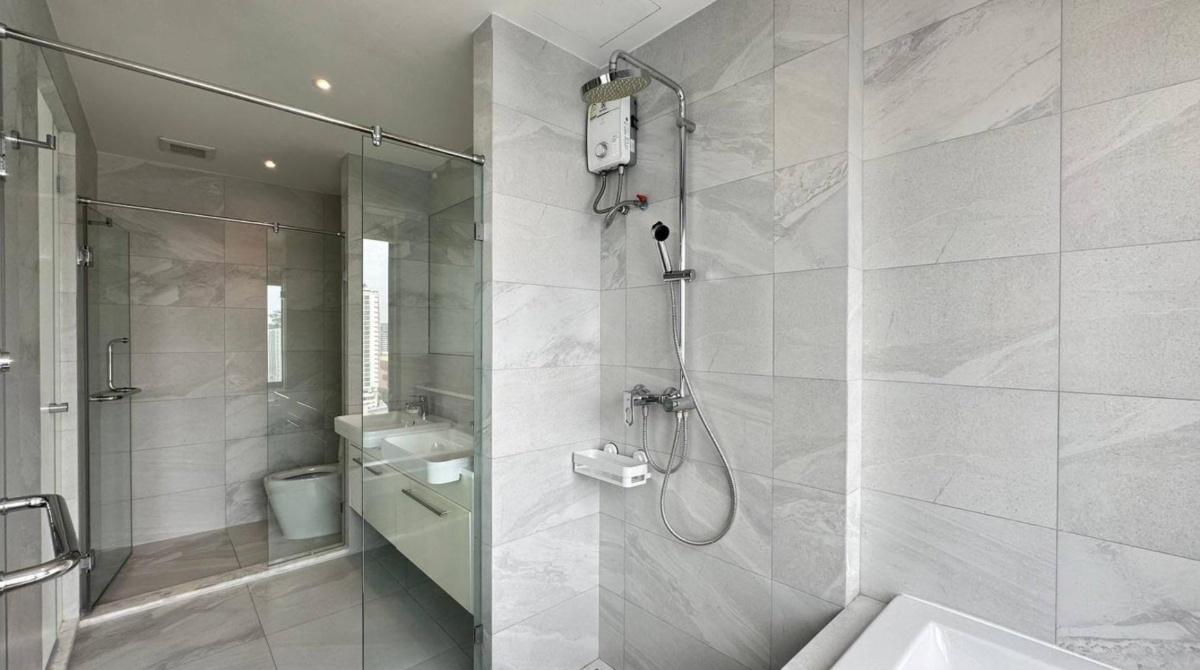 picture Rhythm Ekkamai. 2beds 80sqm. Line id: @pfagent - 11/15