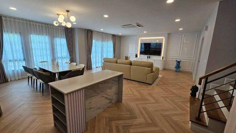 รูป 🍃OwPupae230925🍃 ✨ Ready to move in   ขาย  บ้านหรู พร้อมอยู่ หมู่บ้าน Centro บางนา  เฟส 2 ✨ - รูปที่ 4/14