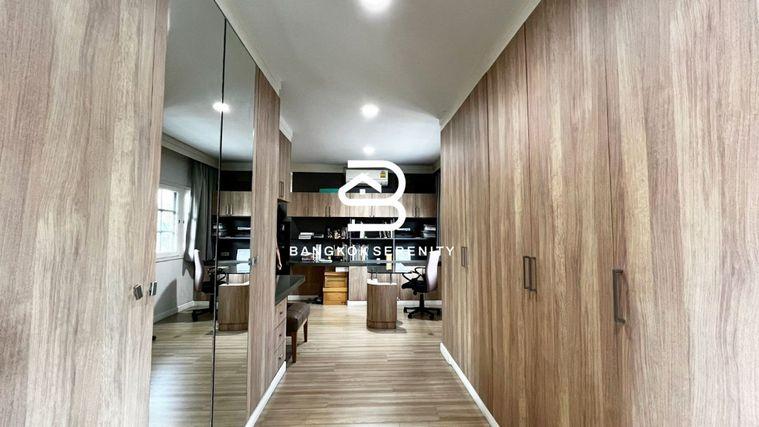 รูป ขายบ้านเดี่ยว 2 ชั้นหลังใหญ่ หมู่บ้านเอกไพลิน ศรีนครินทร์  - รูปที่ 17/25