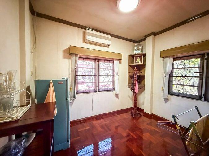 รูป ขายบ้านเดี่ยวหลังใหญ่ 2 ชั้น ทำเลดี ใจกลางเมือง หลังเซ็นทรัลชลบุรี - รูปที่ 15/17