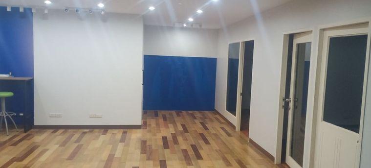 picture Office Space for rent at L.P.N. Tower - 1/5