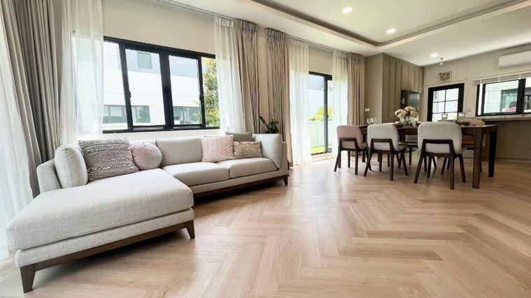 รูป 🏡#CT2407_190🏡𝗙𝗼𝗿 𝗥𝗲𝗻𝘁 1️⃣7️⃣0️⃣k.🔥🔥 บ้านหรูหลังใหญ่  พร้อมเข้าอยู่‼️✨   (ไม่สะดวกแอดไลน์กลับ) 🏡 ให้เช่าบ้านเดี่ยวโครงการ  เซนโทรบางนา  - รูปที่ 4/17