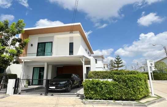 รูป ขาย บ้านเดี่ยว COMO Bianca (โคโม่ เบียงก้า) บางนา 50 ตร.วา 3 ห้องนอน 3 ห้องน้ำ หลังมุม สภาพใหม่มาก ใกล้เมกะบางนา - รูปที่ 1/12