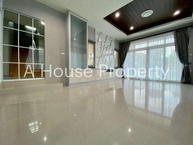 picture Luxury detached house for rent, fully furnished,move in ready, The Boulevard Village, Sriracha - 2/20