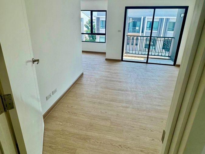 รูป ขาย Townhome 3 ชั้น พาทิโอ รามอินทรา - วัชรพล (Master Type) บ้านใหม่ ไม่เคยเข้าอยู่ | Built-in สวยงาม | เหมาะอยู่อาศัยและทำธุรกิจ | ขายพร้อมผู้เช่า - รูปที่ 6/20