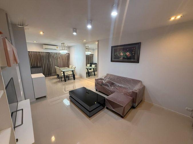 รูป ทาวน์เฮ้าส์ให้เช่า 🔥 Baan Klang Muang Sukhumvit 77 🔥 3 ห้องนอน 3 ห้องน้ำ เฟอร์นิเจอร์ และ เครื่องใช้ไฟฟ้าครบ - รูปที่ 4/11