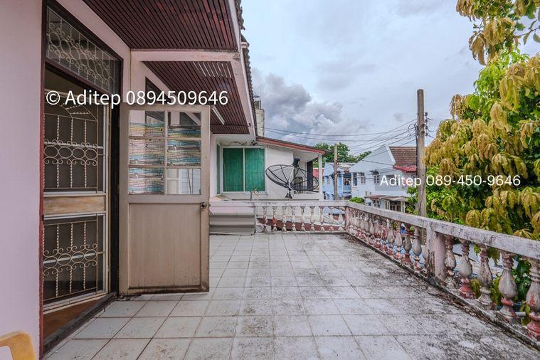 รูป ทาวน์เฮ้าส์หลังใหญ่ 40 ตรว. หมู่บ้านสิริศา รัชดา 32 ซอยตรงข้ามศาลอาญารัชดา ใกล้ MRT ลาดพร้าว หลังมุม 3 ห้องนอน 3 ห้องน้ำ - รูปที่ 12/19