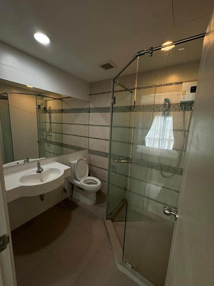 picture For Rent Centric Sathorn - St. Louis Line ID: @condo24 (with @too) - 6/11