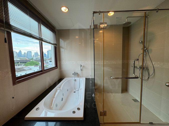 picture 📌 Urgently for rent : The Crest Ruamrudee beautiful room, fully furnished, ready to move in. MD-95632 - 5/5