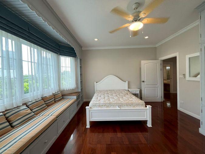 picture 4beds 350sqm.  Victorian-style house near Central Bangna. Line id: @pfagent - 35/52