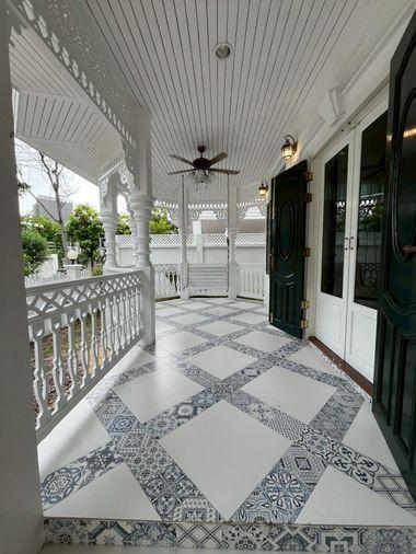 picture 4beds 350sqm.  Victorian-style house near Central Bangna. Line id: @pfagent - 52/52