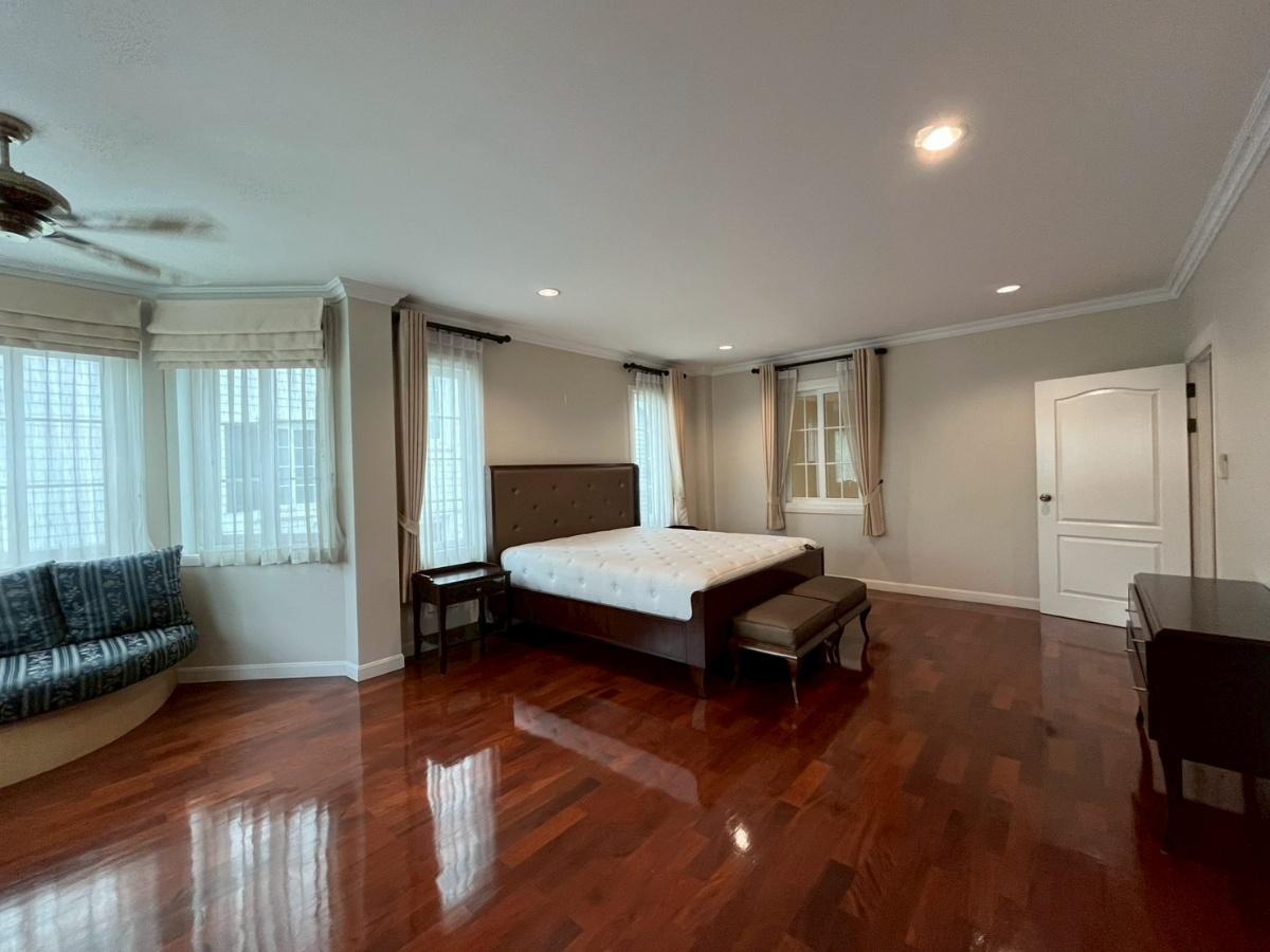 picture 4beds 350sqm. Victorian-style house near Central Bangna. Line id: @pfagent - 22/52