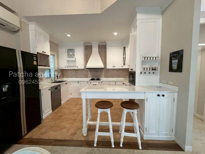 picture 4beds 350sqm. Victorian-style house near Central Bangna. Line id: @pfagent - 7/52
