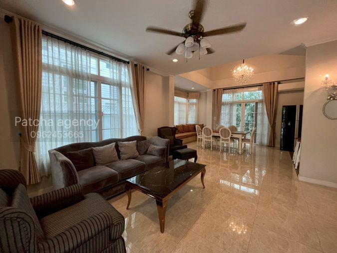 picture 4beds 350sqm. Victorian-style house near Central Bangna. Line id: @pfagent - 2/52