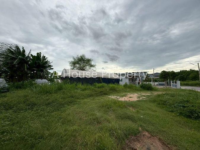 รูป ขายที่ดินแปลงสวย ในหมู่บ้านจัดสรร เขตศรีราชา เก้ากิโล ชลบุรี - รูปที่ 1/10