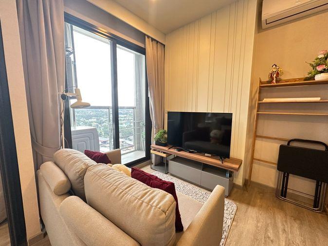 picture "High-End Living" available for rent at Keen Cetre condo, central location (1 Bed 35 sq m, 33rd floor) - 5/13
