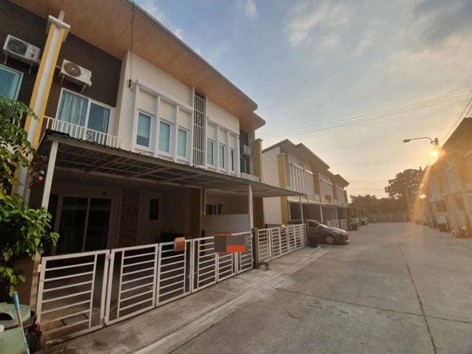 รูป 🏠 ขายบ้าน : Golden Town Rattanathibet–BTS Bangplu Station (โกลเด้น ทาวน์ รัตนาธิเบศร์-สถานีรถไฟฟ้าบางพลู)   รหัสทรัพย์ | 📌 LNP-H561  - รูปที่ 1/20