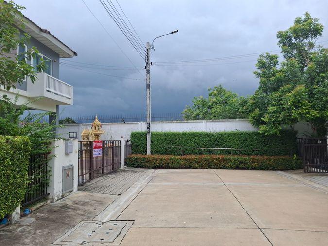 รูป ขายด่วน! บ้านแฝด 2 ชั้น โครงการ ศุภาลัย เบลล่า กาญจนาภิเษก-ซ.กันตนา  ซอย6 ซ.กันตนา ถ.บางใหญ่-บางคูลัด ต.บางใหญ่ อ.บางใหญ่ จ.นนทบุรี (ราคา 3,000,000) - รูปที่ 3/35