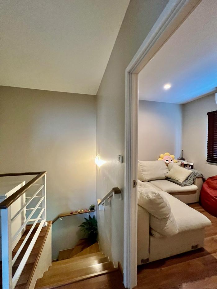 รูป ขายทาวน์โฮมหลังมุม Villette Lite พัฒนาการ 38 | รีโนเวทใหม่ทั้งหลัง เฟอร์ครบ พร้อมอยู่ พื้นที่รอบบ้านกว้าง ให้ความรู้สึกเหมือนบ้านเดี่ยว - รูปที่ 9/21