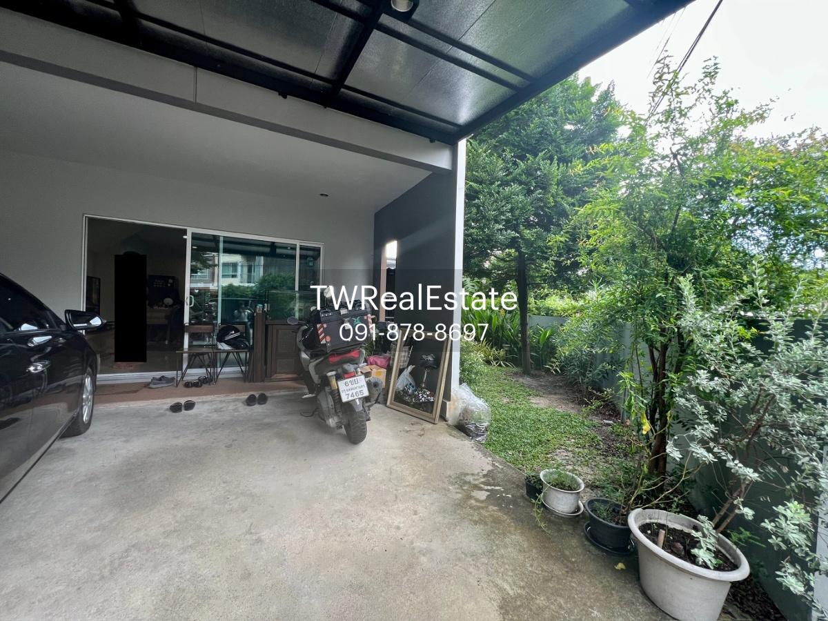 รูป ขายทาวน์โฮมหลังมุม Villette Lite พัฒนาการ 38 | รีโนเวทใหม่ทั้งหลัง เฟอร์ครบ พร้อมอยู่ พื้นที่รอบบ้านกว้าง ให้ความรู้สึกเหมือนบ้านเดี่ยว - รูปที่ 3/21