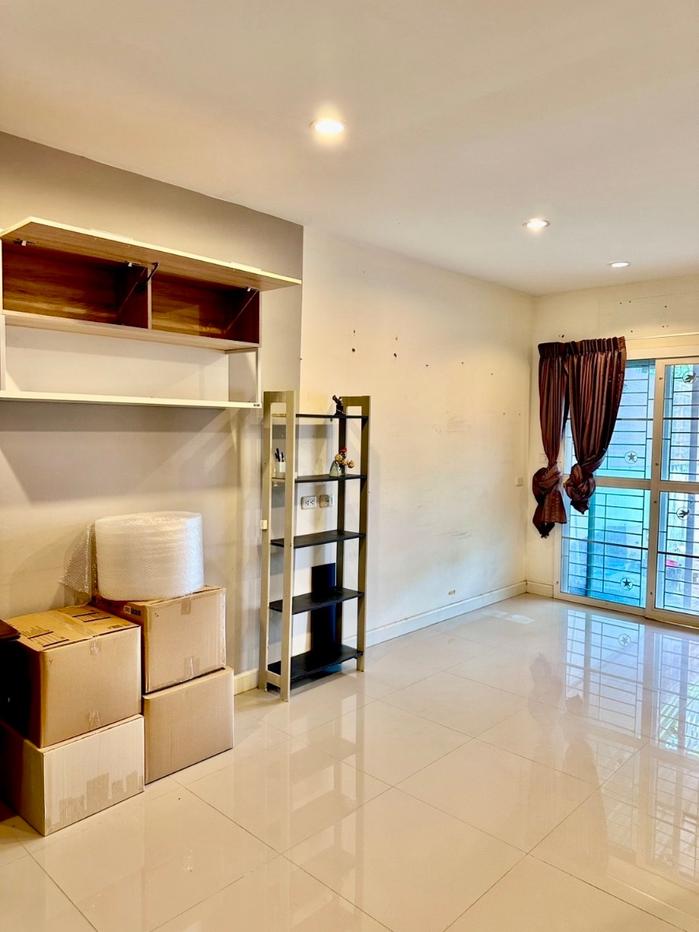 รูป ทาวน์โฮม 2 ชั้น Villette Lite พัฒนาการ 38 โดย SC Asset | ราคาคุ้มค่า เหมาะสำหรับรีโนเวทเพิ่มเติมก่อนเข้าอยู่ | ทำเลดี ใกล้ทองหล่อ–ศรีนครินทร์–พระราม 9 - รูปที่ 5/26